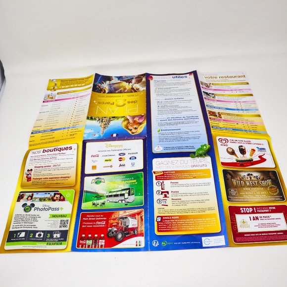 PARIS Disney EURO Disneyland Map EUROPE souvenir gift for Travel 2015 FRENCH - Picture 13 of 15